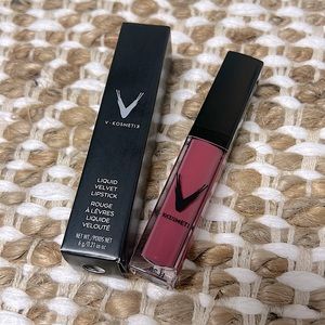V. Kosmetik Liquid Lipstick